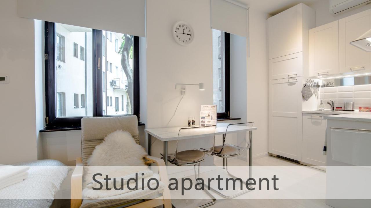 White Apartments With Ac By Kovee Bratislava Extérieur photo