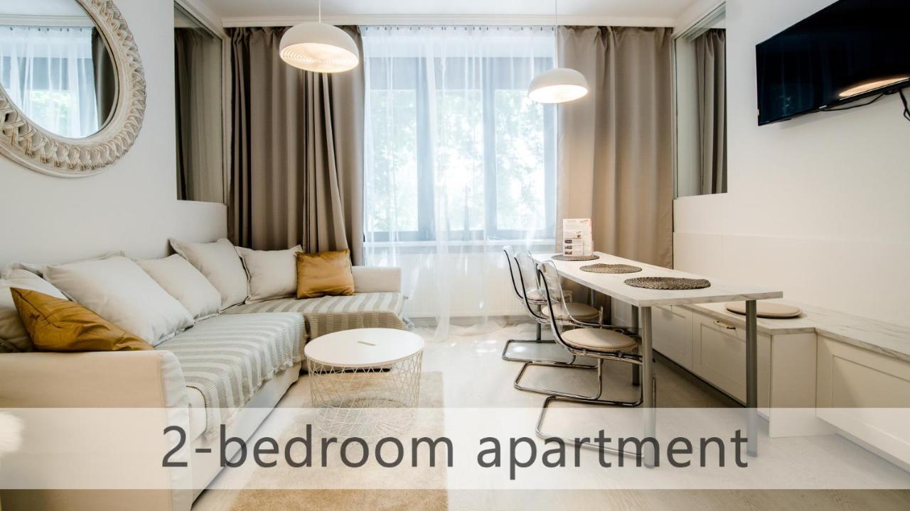 White Apartments With Ac By Kovee Bratislava Extérieur photo